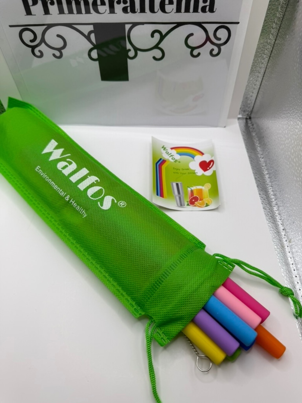 Reusable Silicone Straws Set with Green Carry Pouch — Multicolor